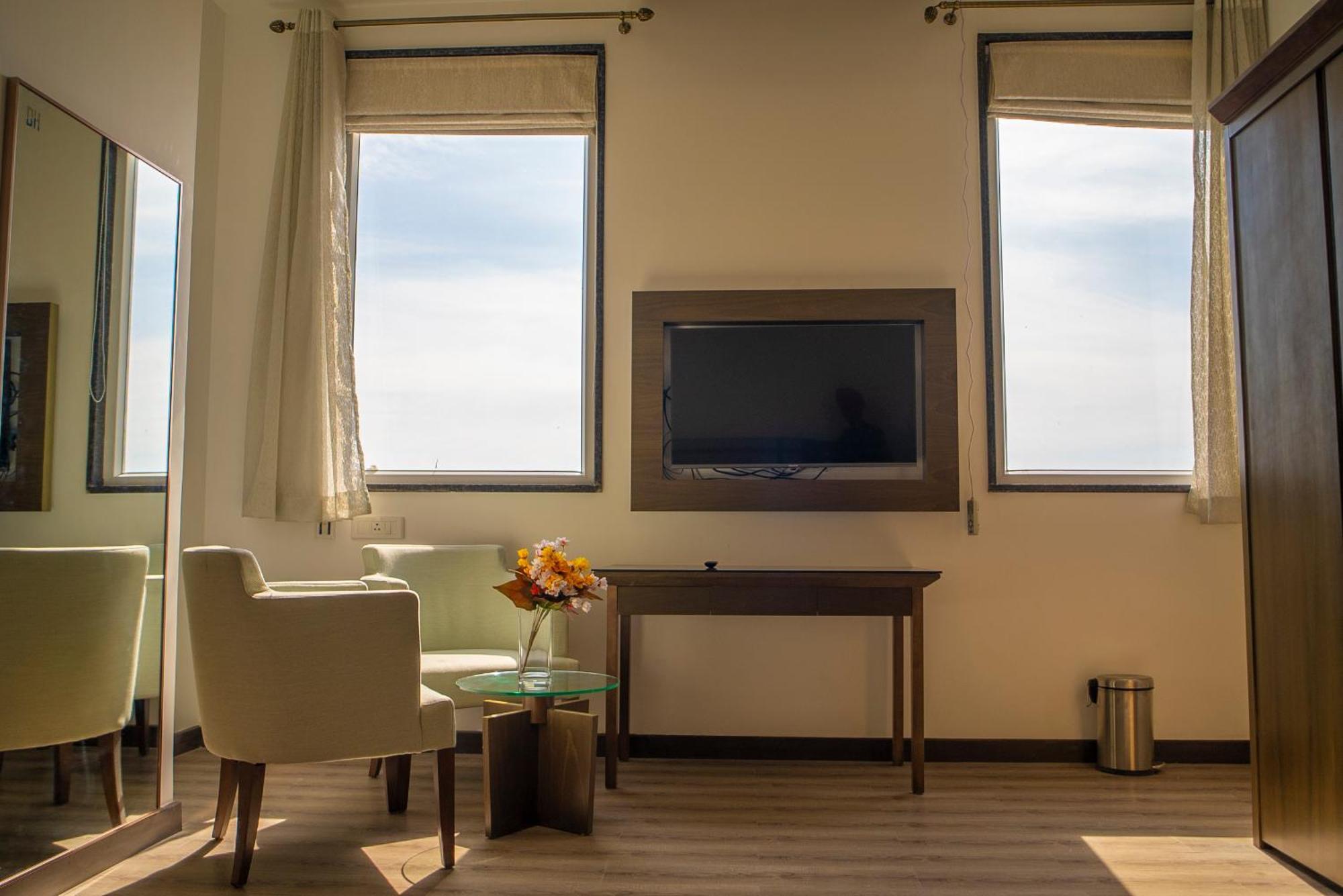 Dhauladhar Heights Resort 达兰萨拉 外观 照片
