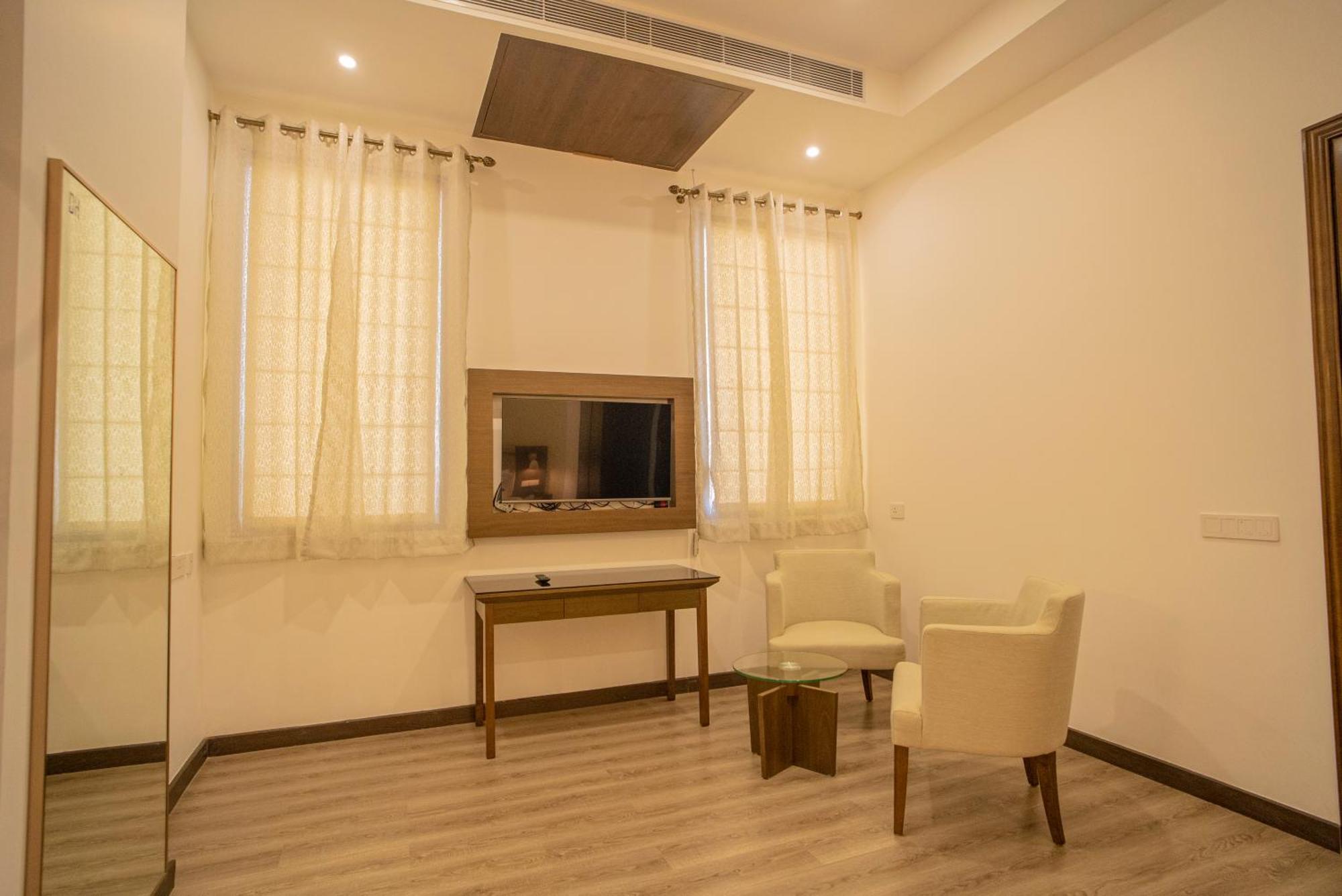 Dhauladhar Heights Resort 达兰萨拉 外观 照片